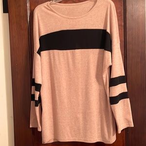 Good condition XL Long Sleeve T purchased on Amazon